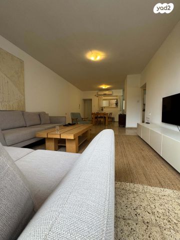 דירה, הרצל 62, מרכז, כפר סבא