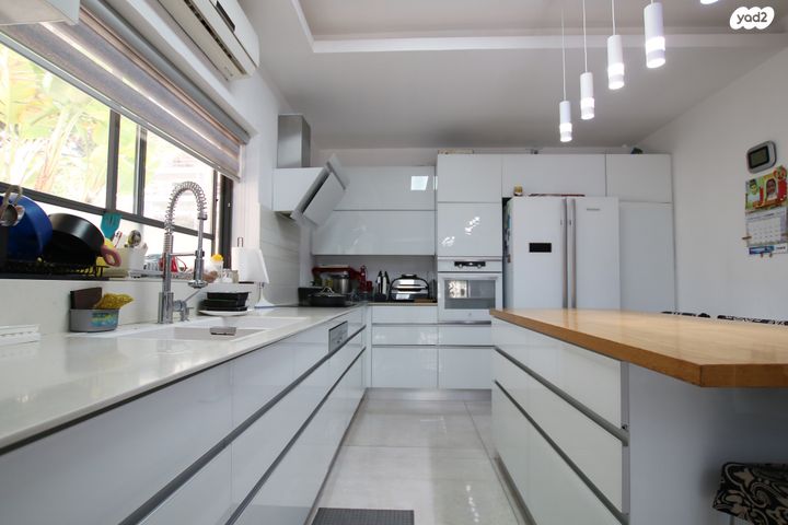 דו משפחתי, ורד, מוצקין הותיקה, קרית מוצקין