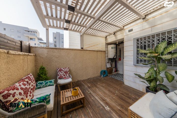 דירת גן, אליהו הנביא, פסגות אפק, ראש העין