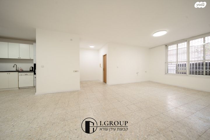 דירה, הקוצרים, הרצליה