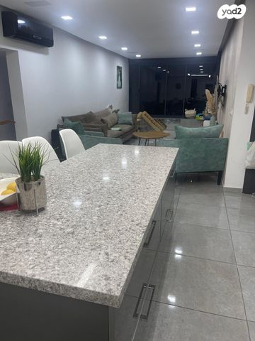 דירה, טרומפלדור 25, השופטים צפון, רמלה