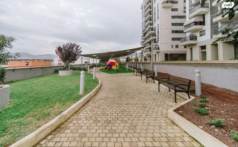 גג/ פנטהאוז, העלייה, בית שמש