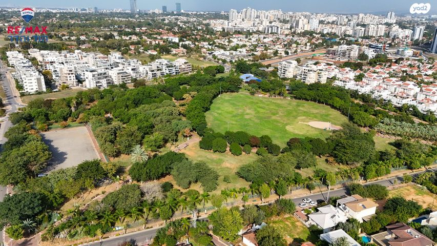 בית פרטי/ קוטג', מתחם הדסים, הוד השרון