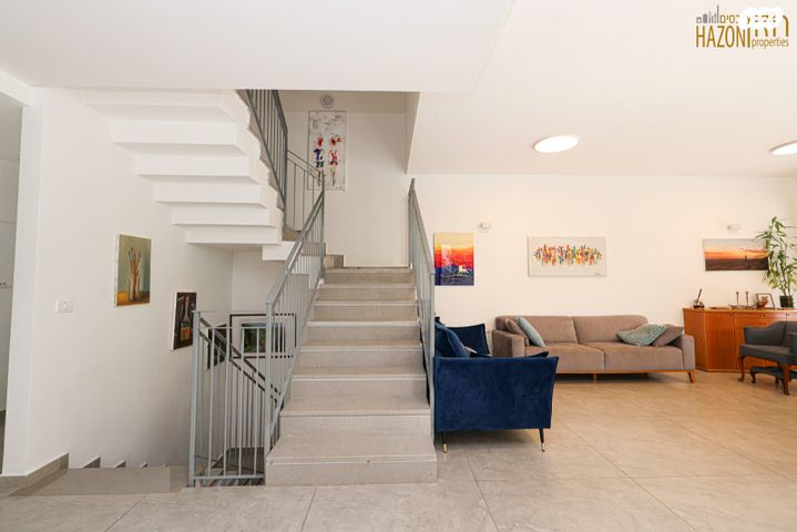 דו משפחתי, פרדס משותף, רעננה