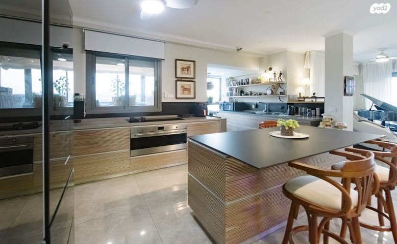 גג/ פנטהאוז, העלייה, בית שמש