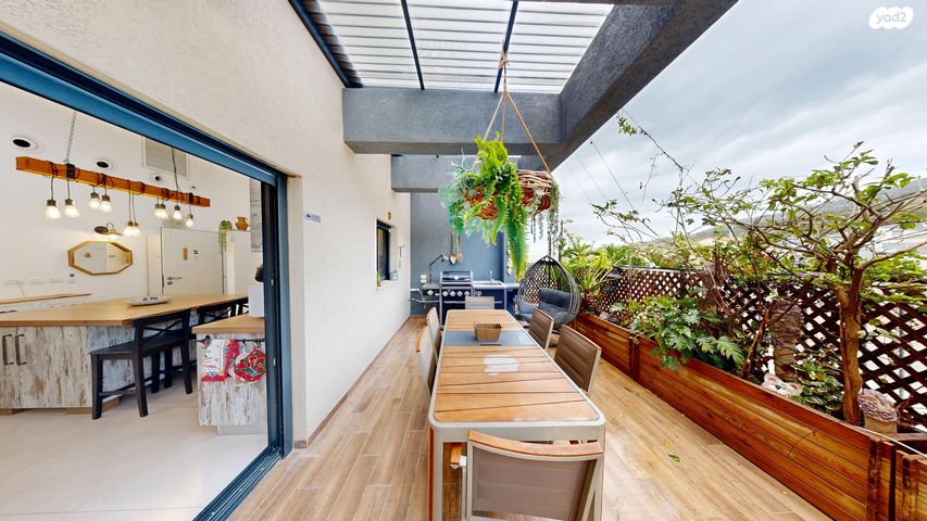 דופלקס, נחל נטפים, אדמית / יערית, שלומי