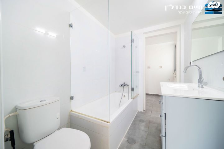 דירה, שדרות הרצל, נאות שמיר, יבנה