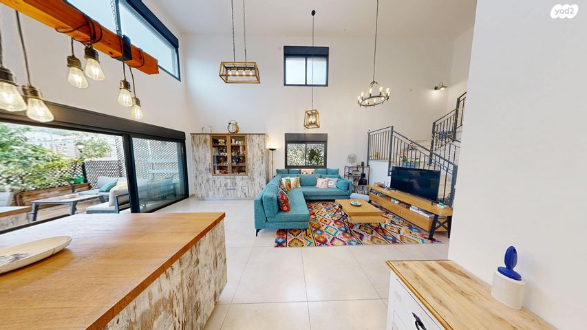 דופלקס, נחל נטפים, אדמית / יערית, שלומי