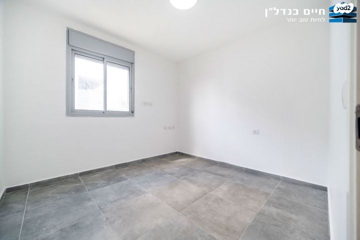 דירה, שדרות הרצל, נאות שמיר, יבנה