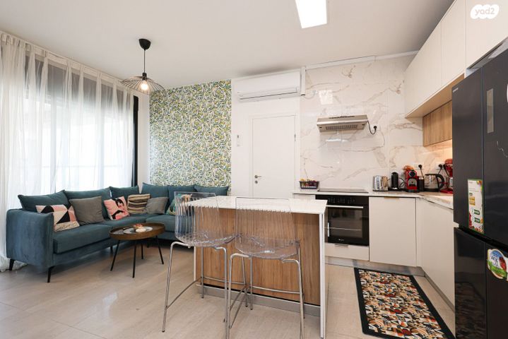 דירה, רועי קליין, רמת גן