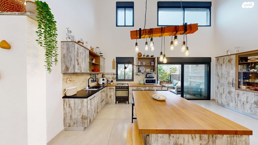 דופלקס, נחל נטפים, אדמית / יערית, שלומי