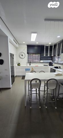 דו משפחתי, גבעת טל, קרית אתא