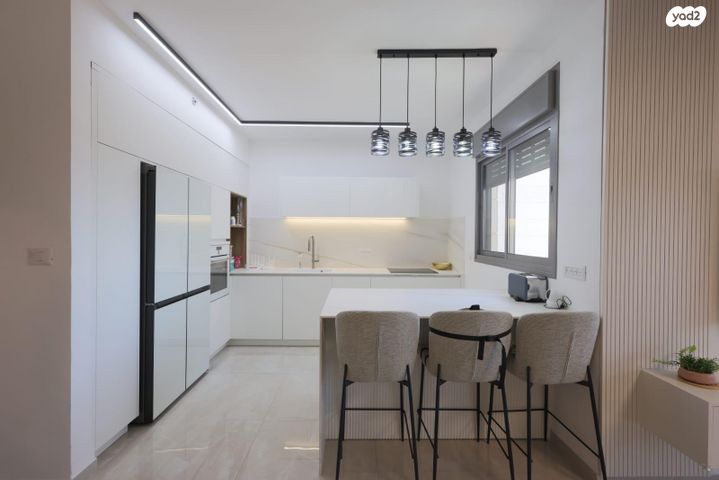 דירה, יצחק שמיר, גבעת הרקפות, קרית ביאליק