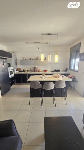 דירה, המגדל הלבן 4, שאר העיר, רמלה