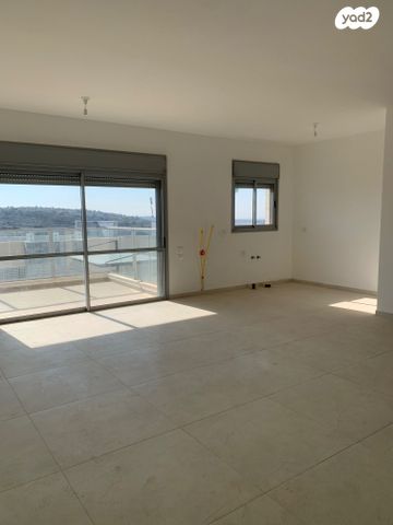 דירה, נופים, מודיעין מכבים רעות