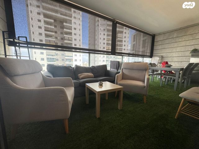 דירה, נאות שמיר, רמלה