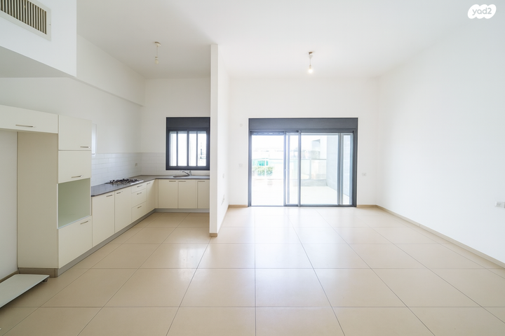 גג/ פנטהאוז, פינסקר 8, עיר, מרכז העיר, נהריה