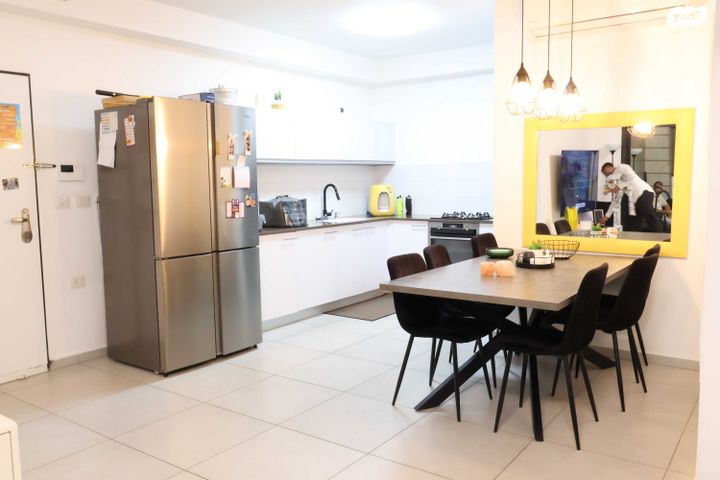 דירה, נאות שמיר, רמלה