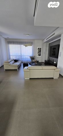 דו משפחתי, גבעת טל, קרית אתא