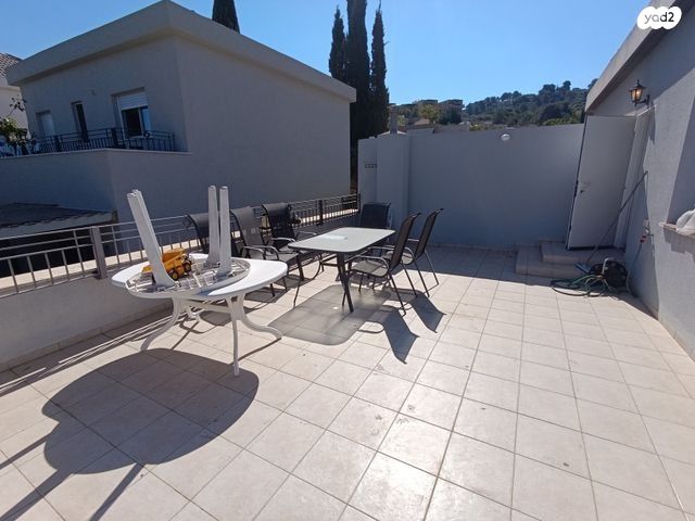 בית פרטי/ קוטג', צאלים, שירת הכפר, כפר ורדים