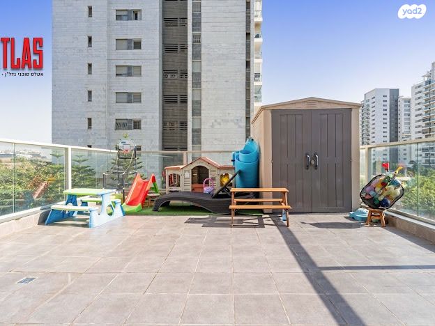 דירה, נופרים, ראש העין