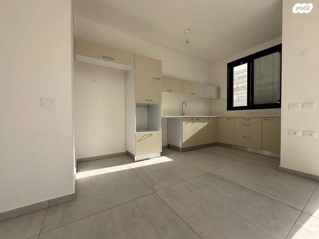 דירת גן, עלי מוהר, נווה זמר, רעננה