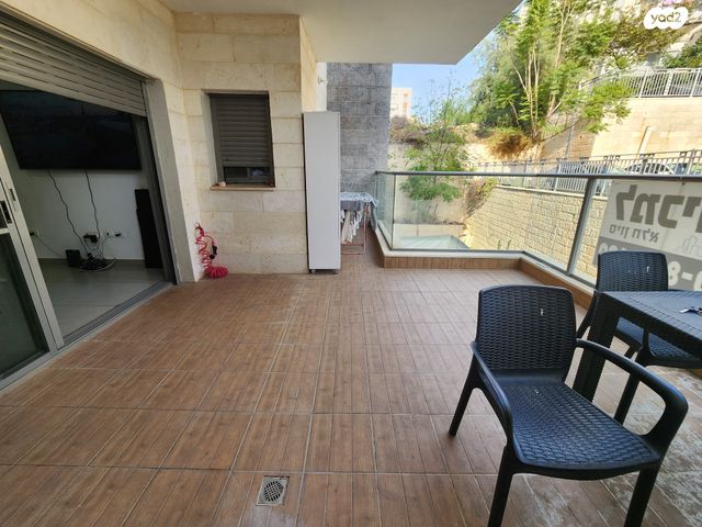 דירה, אודם 9, אבני חן, חריש