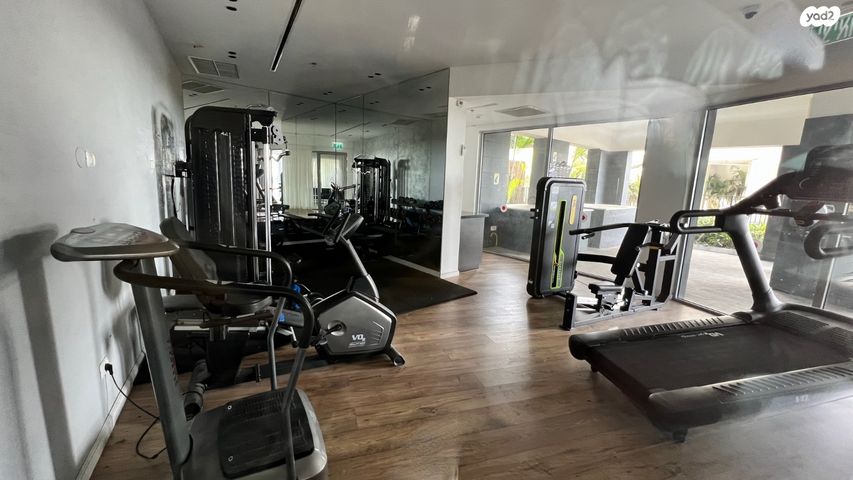 דירה, שדרות מנחם בגין 35, גבעת אולגה, חדרה