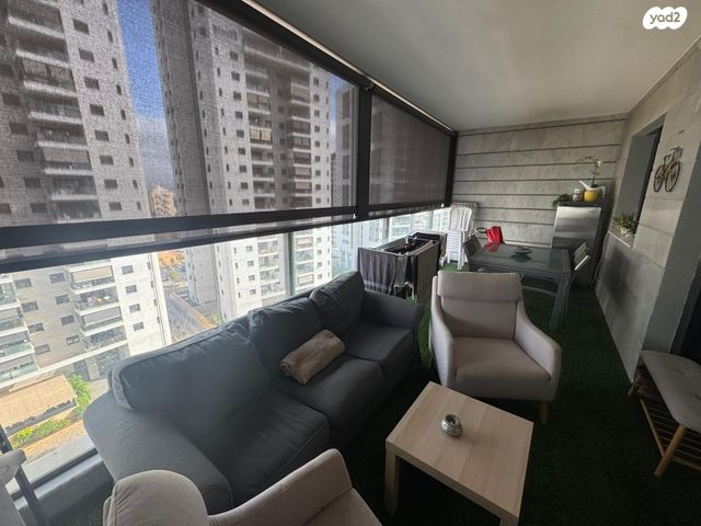 דירה, נאות שמיר, רמלה