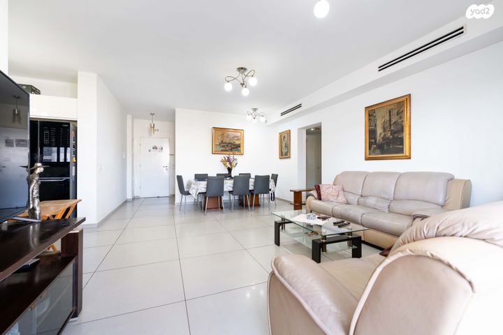 דירה, גלעד, הפארק, חדרה