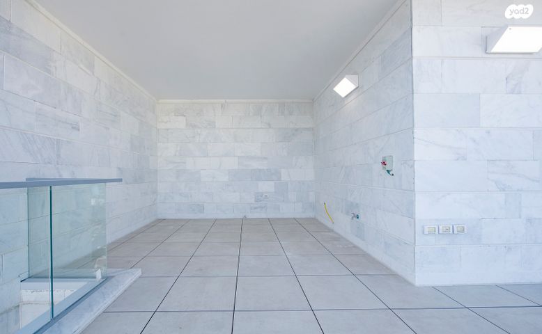 דירה, שיכון רסקו, קרית אונו