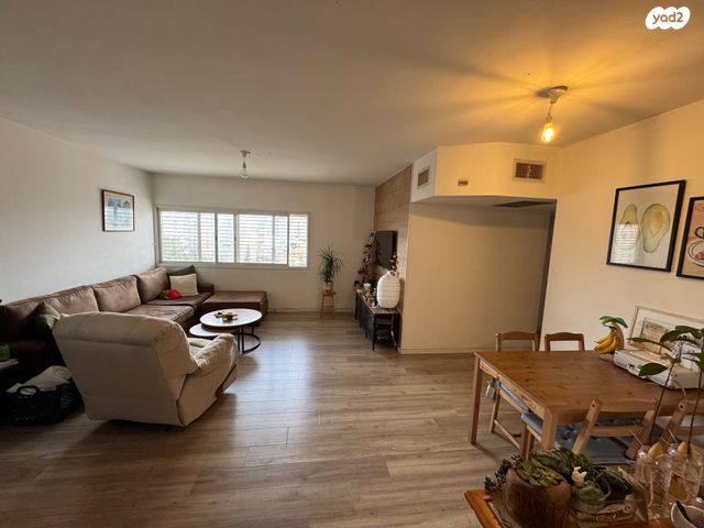 דירה, משה שרת, ברנע, אשקלון