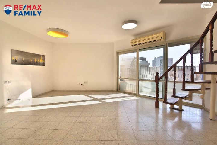 דופלקס, ש"י עגנון 12, קרית ים א', קרית ים