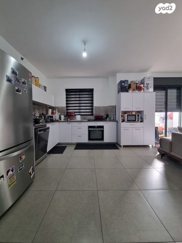 דירה, עיר היין, אשקלון