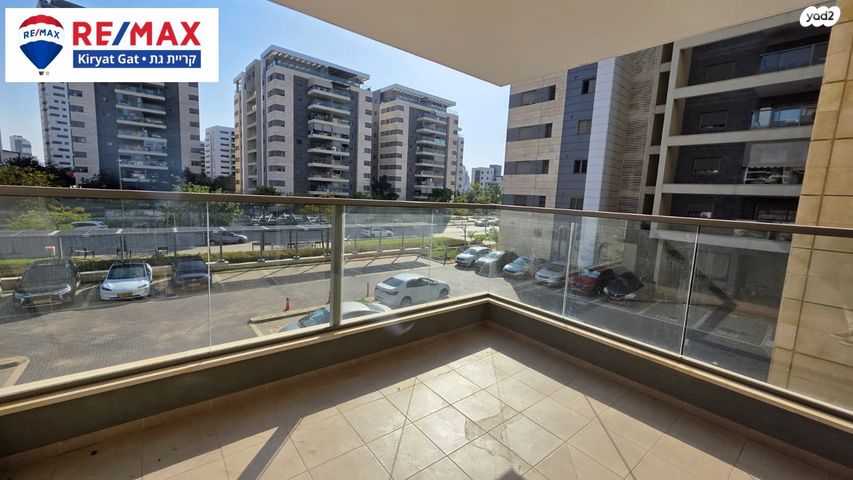 דירה, הנרייטה סאלד 63, כרמי גת, קרית גת