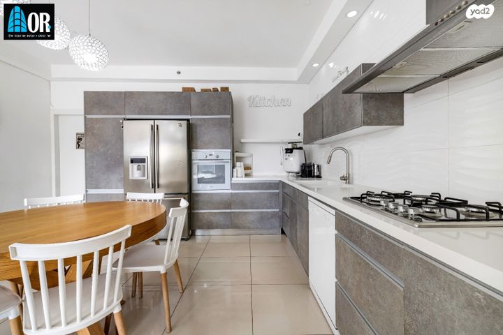 דירה, נאות בן גוריון, יבנה