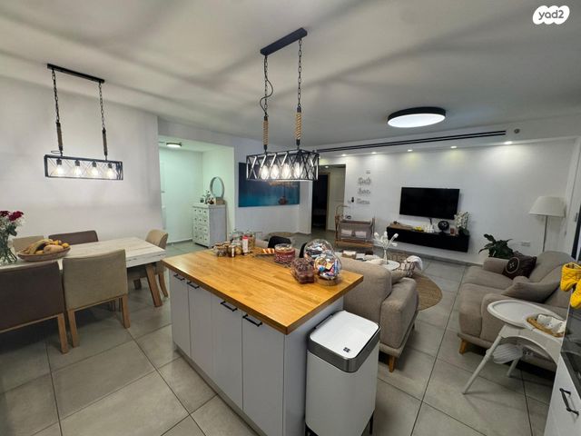 דירה, נאות שמיר, רמלה