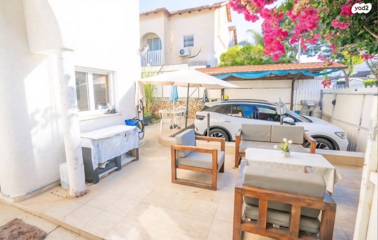 דו משפחתי, גבעת אלונים, כפר יונה