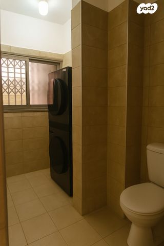 דירת גן, מצדה, אורנים, מעלות תרשיחא