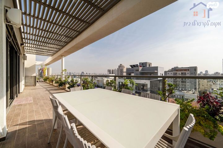 גג/ פנטהאוז, תרצה, מרום נווה, רמת יצחק, רמת גן