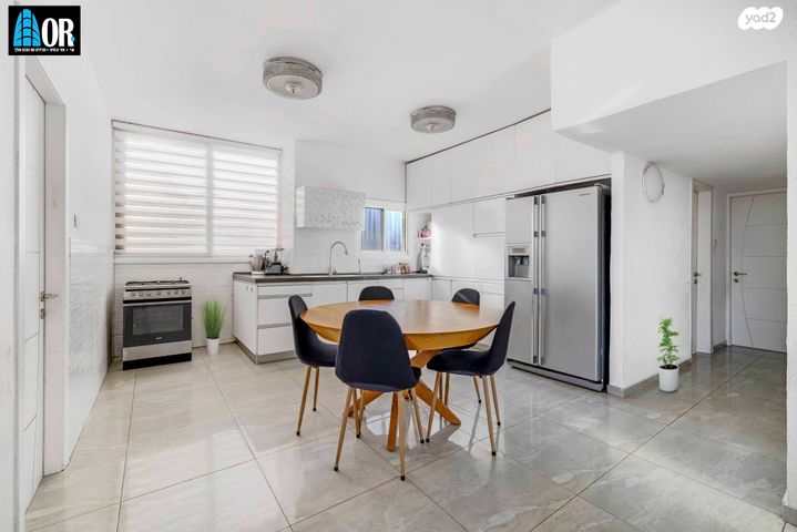 דירה, שדרות הרצל, המרכז האזרחי, רמלה