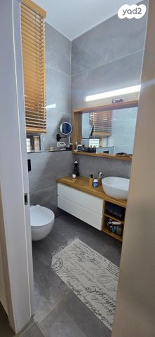 דו משפחתי, גבעת טל, קרית אתא