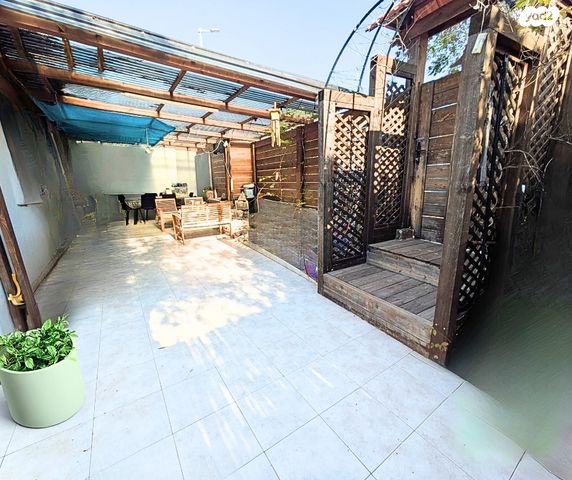 דו משפחתי, קציר