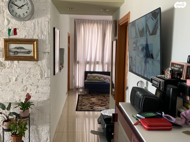 גג/ פנטהאוז, משה קול, תל אביב יפו