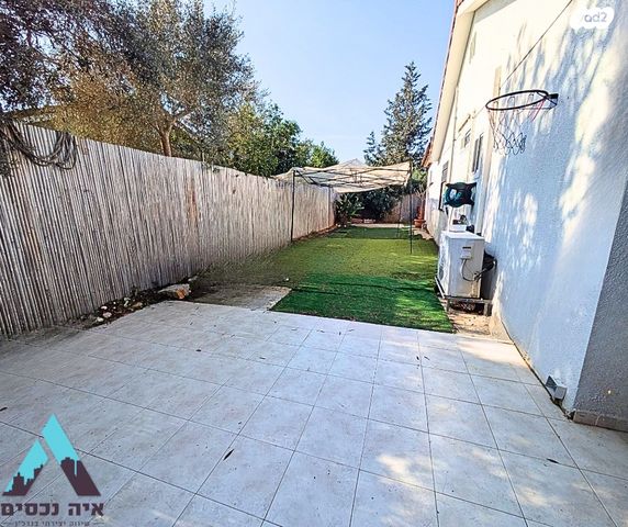 דו משפחתי, קציר