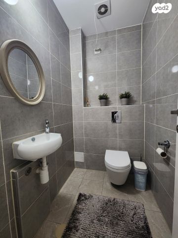 דירה, נאות שמיר, רמלה