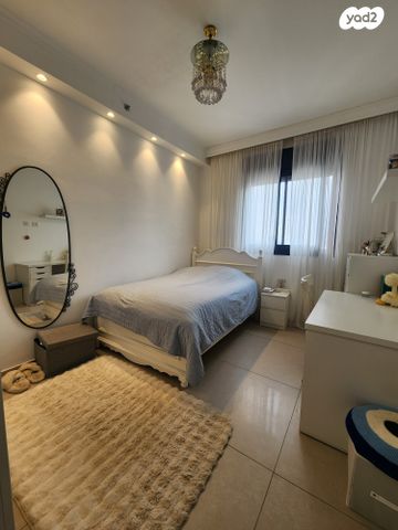 דירה, נאות שמיר, רמלה