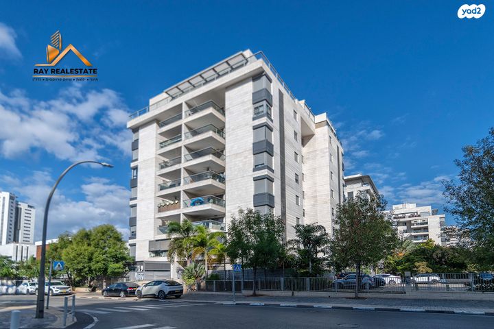 דירת גן, הנחשול, נאות רבין, יבנה