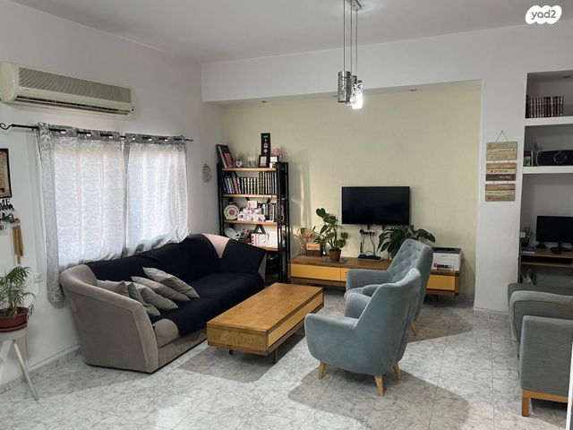 דירת גן, גוש עציון, קרית שמואל, טבריה