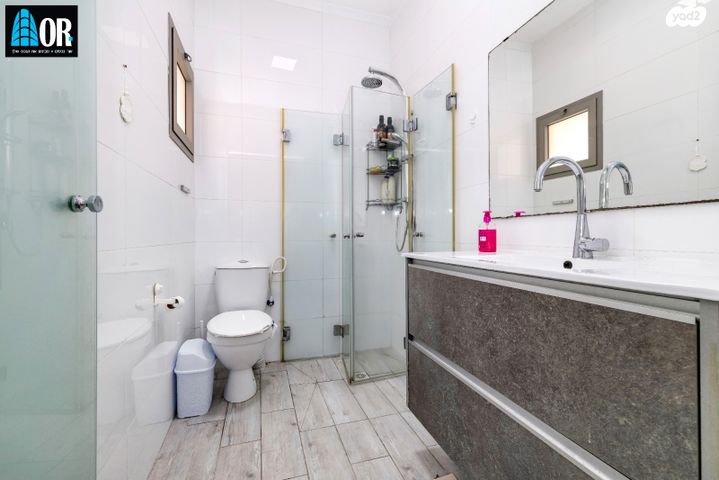 דירה, נאות בן גוריון, יבנה